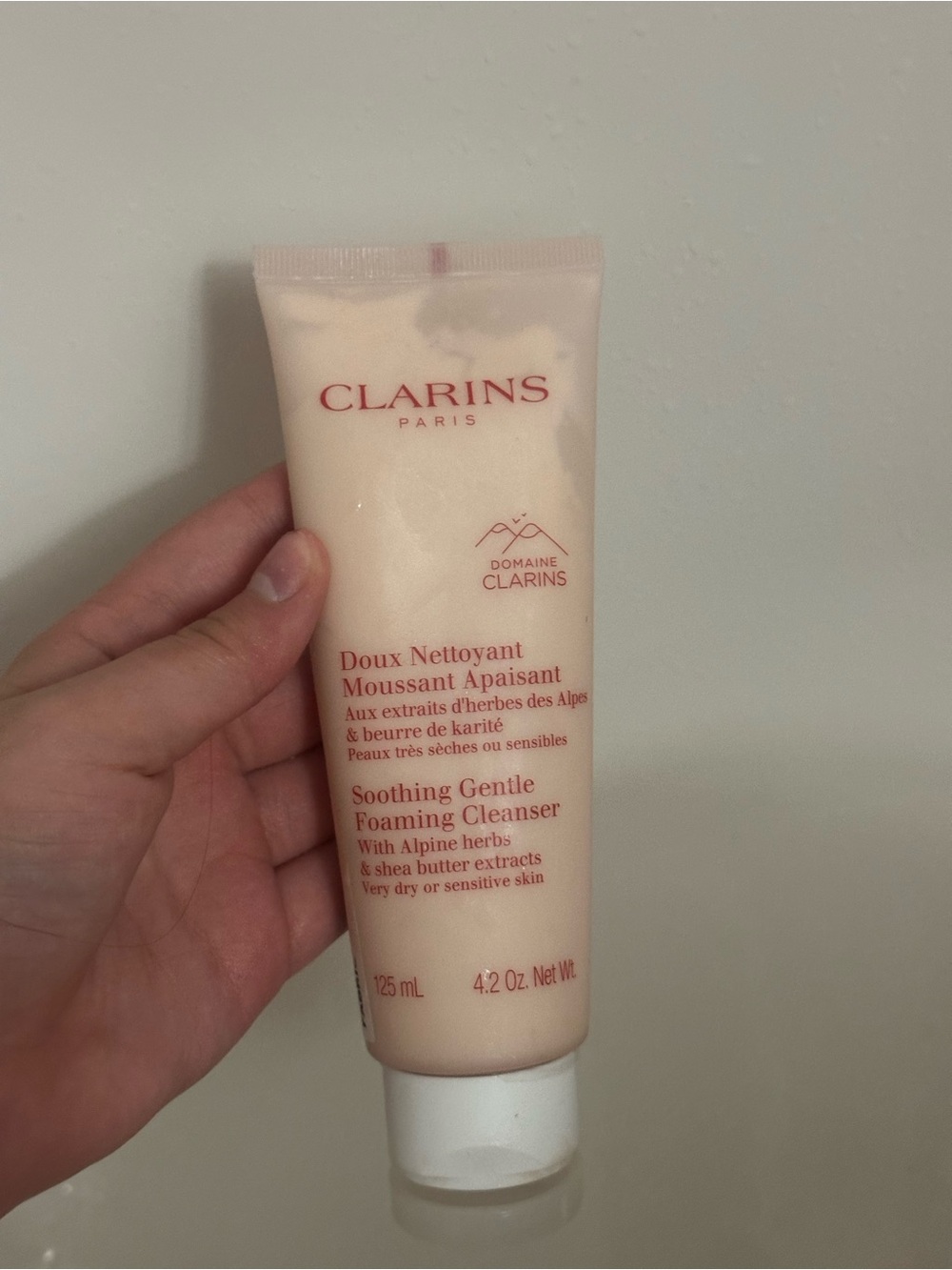 Clarins Soothing Gentle Foaming Cleanser - Light Pink